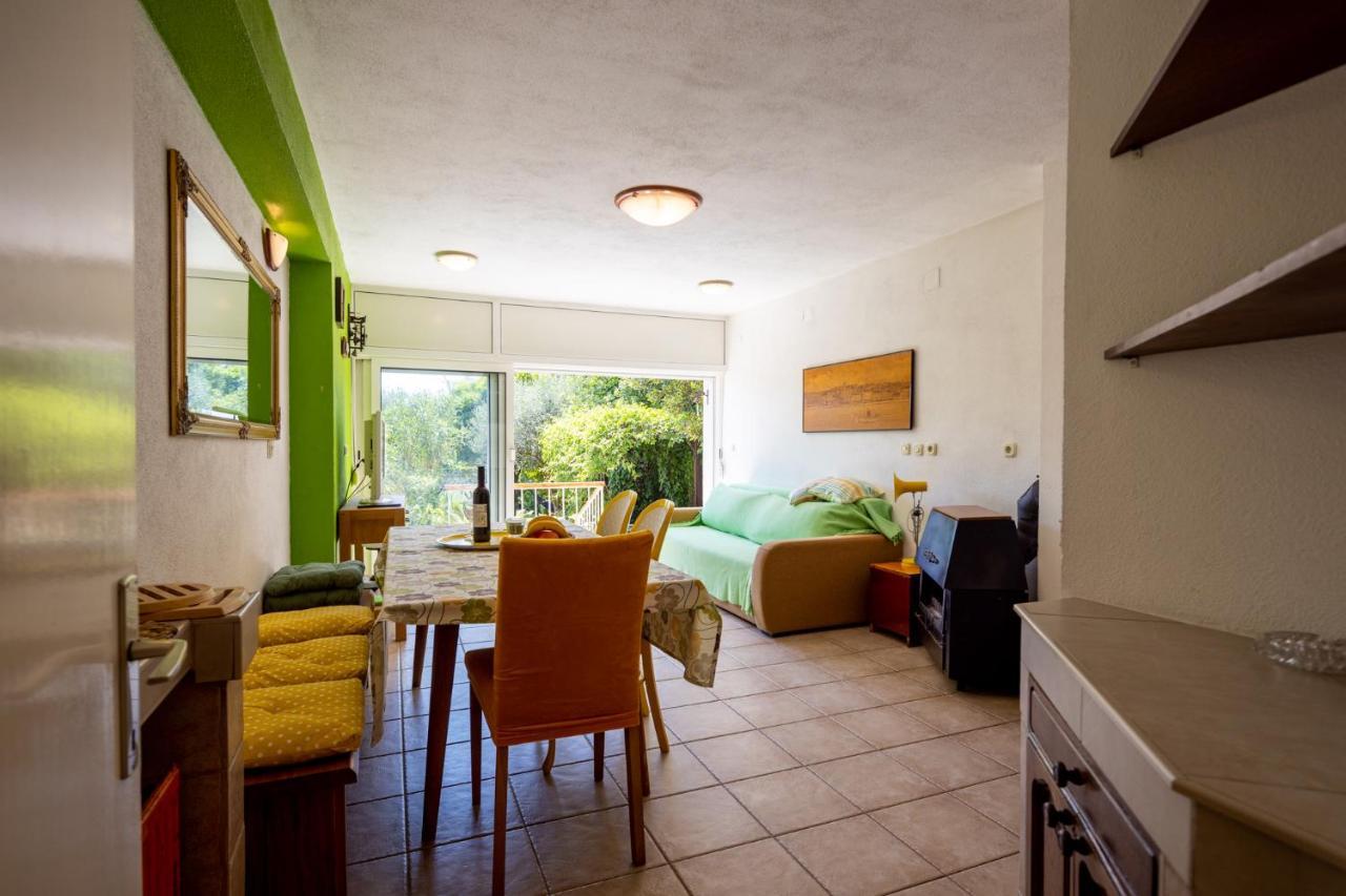 Appartement Maris à Sveti Filip i Jakov Extérieur photo