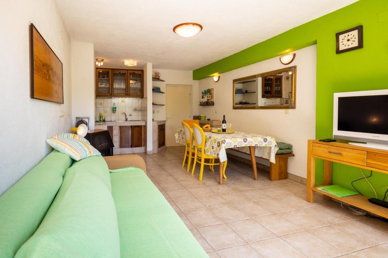 Appartement Maris à Sveti Filip i Jakov Extérieur photo
