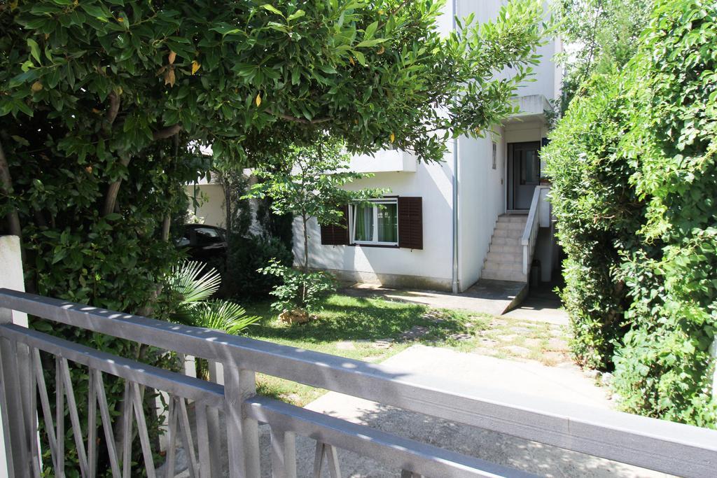 Appartement Maris à Sveti Filip i Jakov Extérieur photo